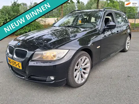 BMW 3-serie Touring 318i Business Line ZO INGERUILD ZO WEG PRIJSJE