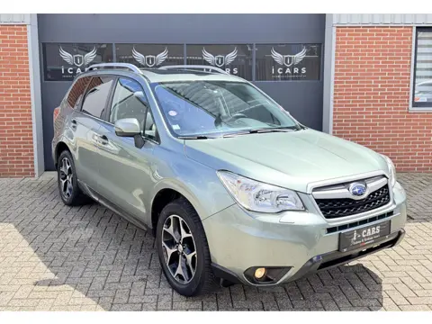 Subaru Forester 2.0 Luxury Panorama Camera Navi 2e eig.