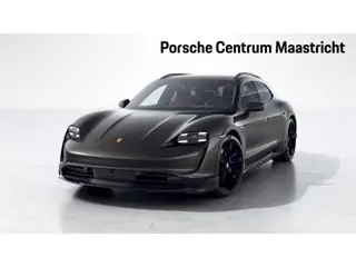 Porsche Taycan Cross Turismo 4