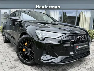 Audi e-tron 55 Quattro S Black Edition/Pano/Trekhaak/SOH 96%