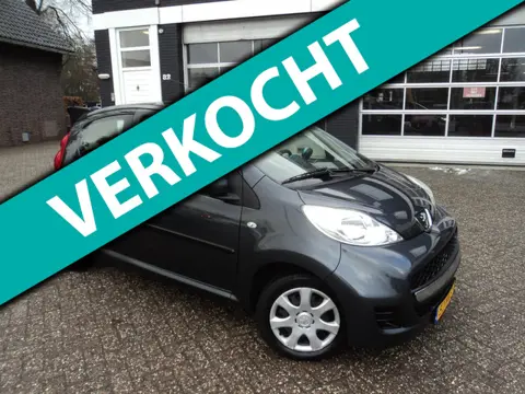 Peugeot 107 1.0-12V Urban Move Airco Centrale