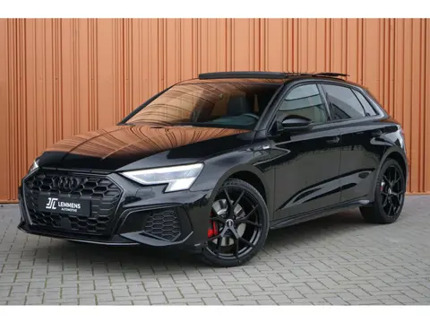 Audi A3 Sportback 45 TFSI e S-line 245PK Panodak RS-stoel Matrix B&O ACC Sfeerv.