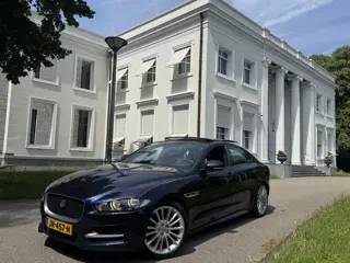 Jaguar XE 2.0 Portfolio, R-SPORT, 241PK, Panoramadak
