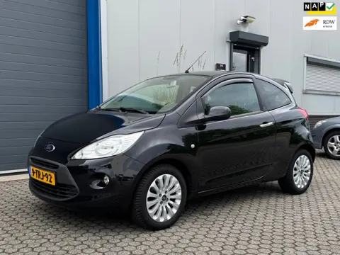 Ford Ka 1.2 Titanium X start/stop | Climate | Airco | Bluetooth | 15" velgen | All season