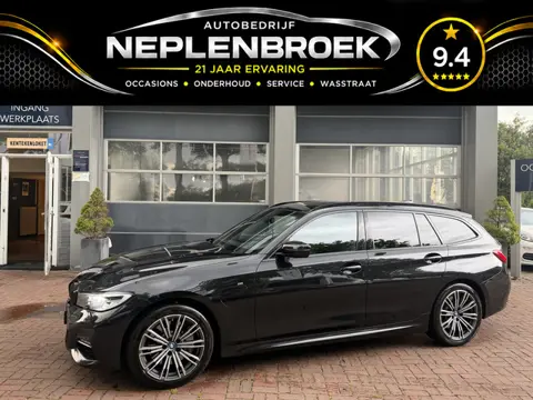 BMW 3 Serie Touring 330e Business Edition Plus Bj 2022 292PK | M-pakket | Full led | Carplay | Trekh