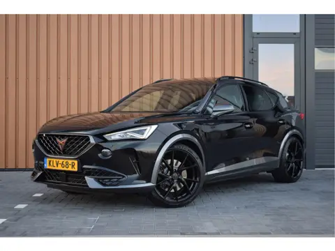 CUPRA Formentor 1.4 e-Hybrid VZ Copper Edition | Pano | Trekhaak | Camera | 20"