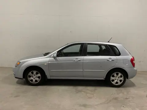 Kia Cerato 1.6-16V LX 5drs Airco