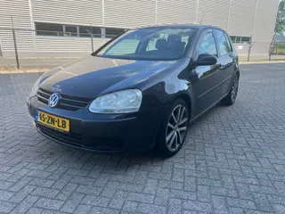 Volkswagen Golf 1.4 TSI Comfortline Business|AUTOMAAT