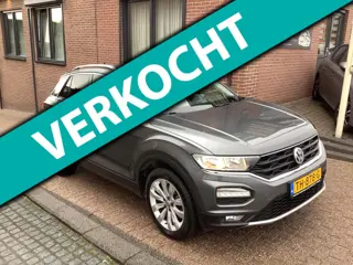 Volkswagen T-Roc 1.0 TSI Style digitaal parkeersensoren