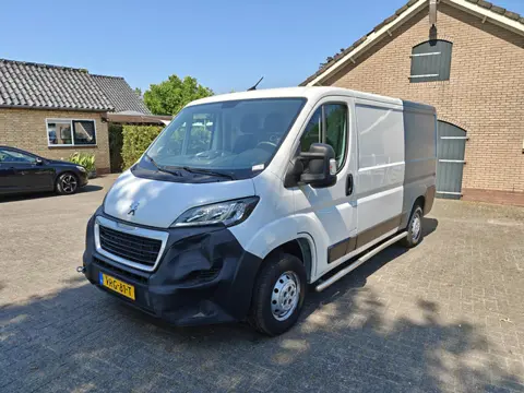 Peugeot Boxer 2.2 BlueHDi 120 L2H1 3.0t AIRCO BJ 2022