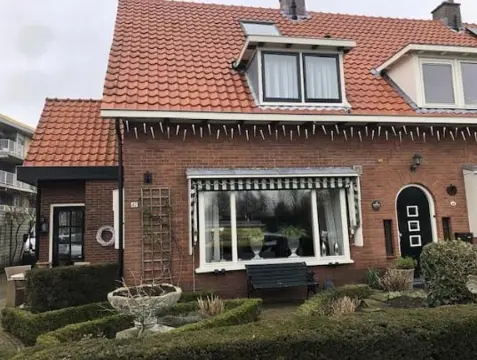 Woning aan de Prins Hendriklaan te Hoofddorp