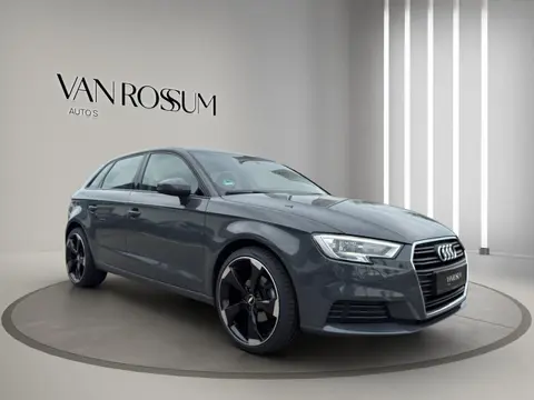 Audi A3 Sportback 30 TFSI | Navi | Parkeersensors V+A | Airco (automatisch) | 16"| Bluetooth |