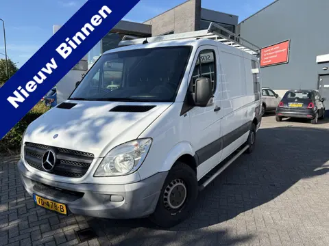 Mercedes-Benz Sprinter 316 2.2 CDI 366 EHD Automaat Achteruitrijcamera - Navigatie - Airco - Tussens