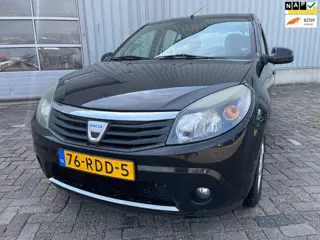 Dacia Sandero 1.2 Blackline - Versnellingsbak Defect - Schade
