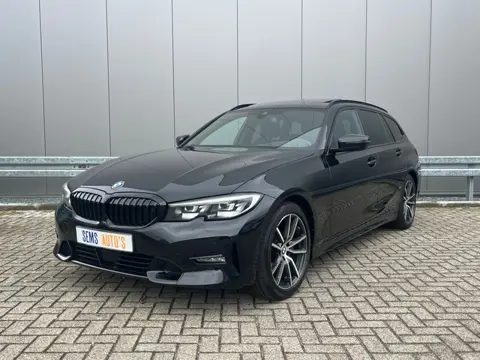 BMW 3 Serie Touring 320d High Executive Pano / Head-up / Elec. Trekhaak / Stuur-Stoel Verw. / Harman