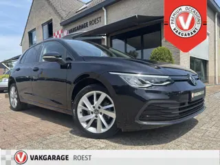 Volkswagen Golf 5DRS 1.0 eTSI Automaat Life Business Carplay / Full LED / Digi-dash