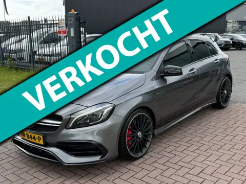 Mercedes-Benz A-klasse AMG 45 4MATIC 2016 381PK Pano Dealer Onderhouden!