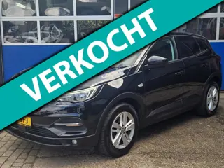 Opel GRANDLAND X 1.2 Turbo Business Executive / Automaat / Trekhaak / Carplay / Stoelverwarming / St