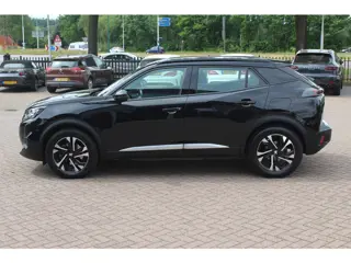 Peugeot e-2008 EV GT Pack 50 kWh / Camera / Virtual Cockpit / Half leder / 18'' / Navigatie / Keyles