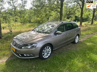 Volkswagen Passat Variant 1.4 TSI Highline BlueMotion AUTOMAAT apk t/m 15-04-2027
