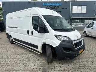 Peugeot Boxer 335 2.2 BlueHDi 165 L3H2 Premium MOTORSCHADE