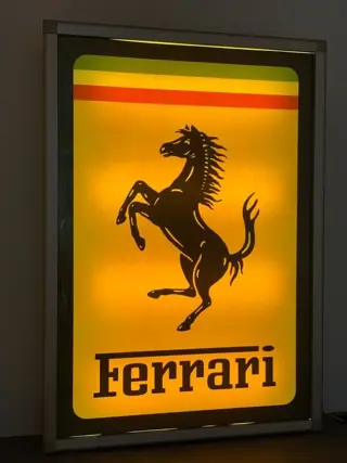 Embleem/mascotte/kenteken - Enseigne lumineuse Ferrari of
