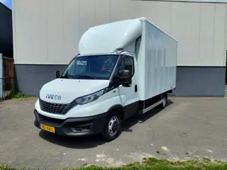 Iveco Daily 35C16H 2.3 410 Automaat Meubelbak 3-Persoons Euro 6 Camera Navi Bluetooth Airco Cruise C