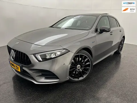 Mercedes-Benz A-klasse 250 e Premium Plus Nightpakket/Pano/360Cam