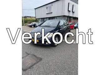 Mercedes-Benz B-Klasse 200 Turbo Automaat,leer enz. Nette en goed onderhouden auto. Apk 20-11-2026.