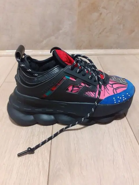 Versace - Sneakers - Maat: Schoenen / EU 39