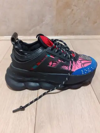 Versace - Sneakers - Maat: Schoenen / EU 39