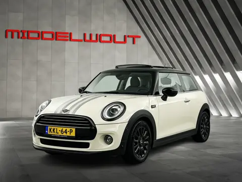 MINI Cooper 1.5 Edition Heddon street AUT | Pano | PDC v+a | Carplay