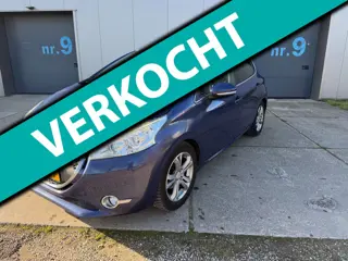 Peugeot 208 1.4 VTi Allure Met airco en nieuwe apk