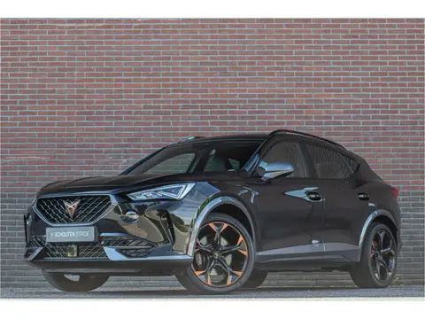 CUPRA Formentor 1.4 e-Hybrid 245pk VZ, Stoel & Stuurverwarming, Navigatie, Camera, Full LED, Adaptiv