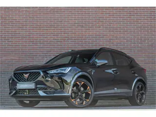 CUPRA Formentor 1.4 e-Hybrid 245pk VZ, Stoel & Stuurverwarming, Navigatie, Camera, Full LED, Adaptiv