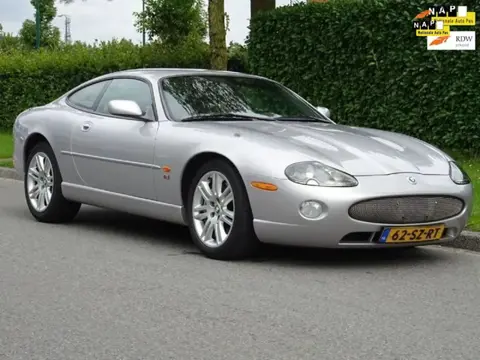 Jaguar XKR 4.2 V8 Coupé Supercharged *396PK!! **YOUNGTIMER **APK 5-2027 **