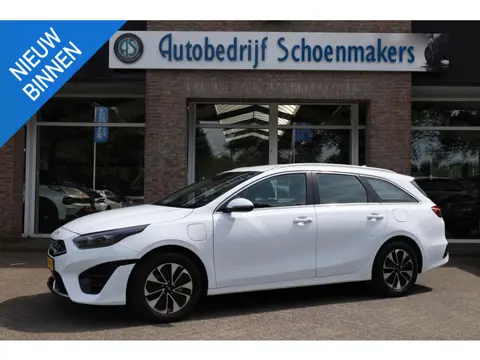 Kia Ceed Sportswagon 1.6 GDI PHEV DynamicPlusLine CAMERA CARPLAY STUUR/STOELVERWARMING DAB TREKHAAK-