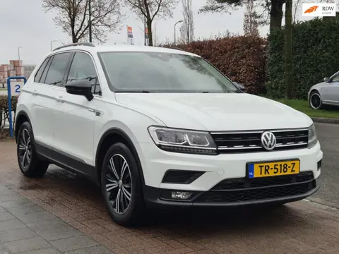 Volkswagen Tiguan 1.4TSI Comfort Business *Automaat|Car-Play