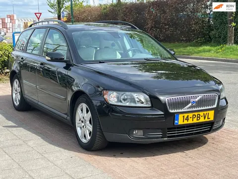 Volvo V50 2.4 Exclusive *AUTOMAAT| APK 03-2027!