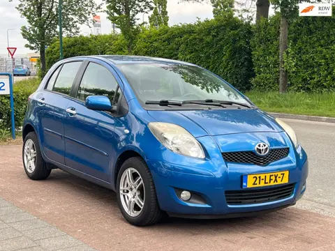 Toyota Yaris 1.3 VVTi Aspiration | 5 deurs | airco