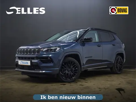 Jeep Compass 4xe 240 Plug-in Hybrid Electric S | Panoramadak | Premium Audio | 360 Camera | Lederen 