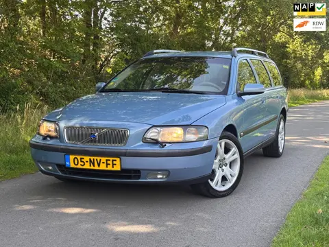 Volvo V70 2.4 Comfort Line | Airco + Cruise control Nu € 999,- !!!