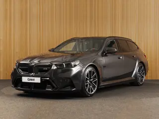 BMW M5 TOURING KERAMISCH | M DRIVER‘S PACK | PANO | B&W