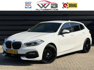 BMW 1-serie 118i 19" I Carplay I LED I Navigatie I Leder