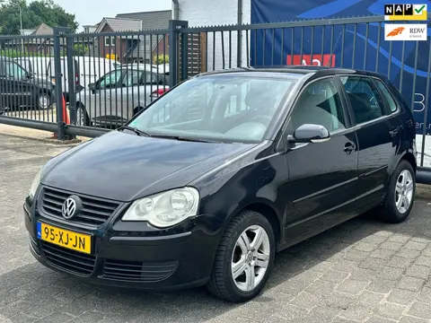 Volkswagen Polo 1.4-16V Optive / AIRCO / ELEKTRISCHE RAMEN / NIEUWE DISTRIBUTIE + WATERPOMP / NAP!!
