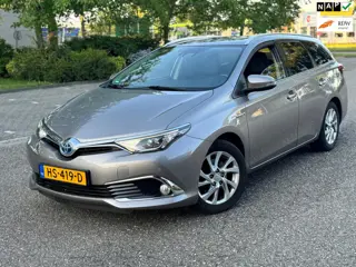 Toyota Auris Touring Sports 1.8 Hybrid Lease pro