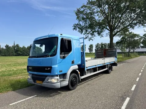Daf LF 220  4X2 Machine Transporter / Oprij Vrachtwagen 2005 - DKM - APK 6-2027 - Euro 3