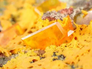 Topkwaliteit levendige oranje Wulfenite Kristallen op