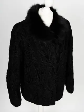 Artisan Furrier - Lamsvel, Vos Jasje