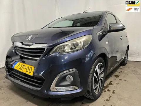 Peugeot 108 1.0 e-VTi Première-Schade